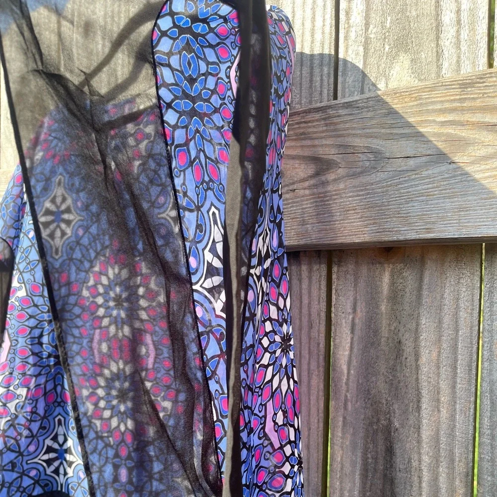 Talbots Black and Blue Patterned Women's overlay Top size L/XL - Picture 4 of 8